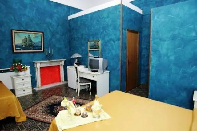 Hotel Florio Palermo 2*,